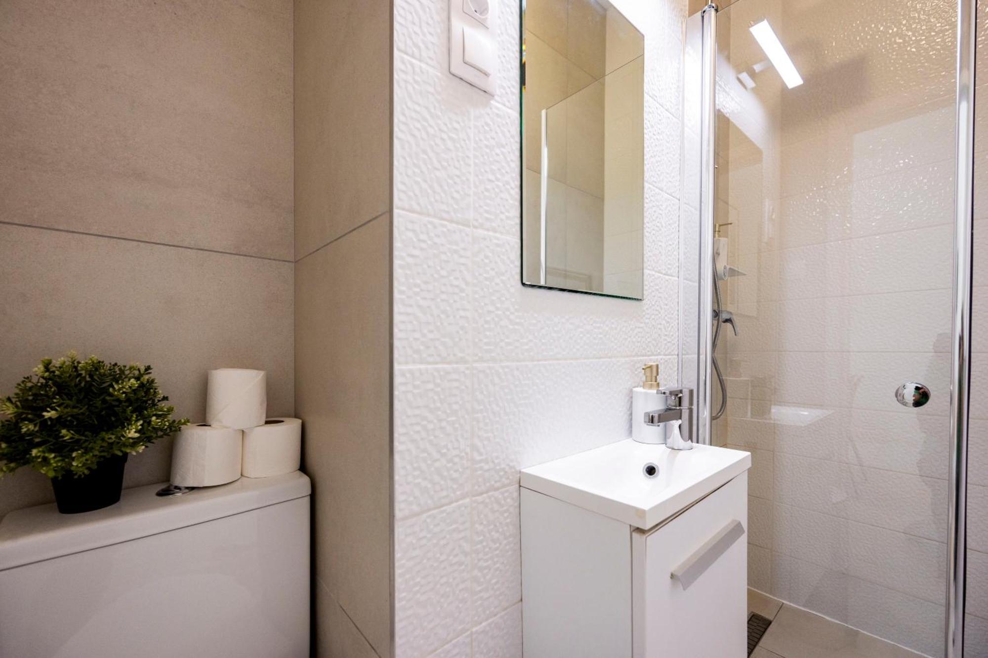 Super Central Cozy Apartment Next To The Budapest Eye Екстер'єр фото