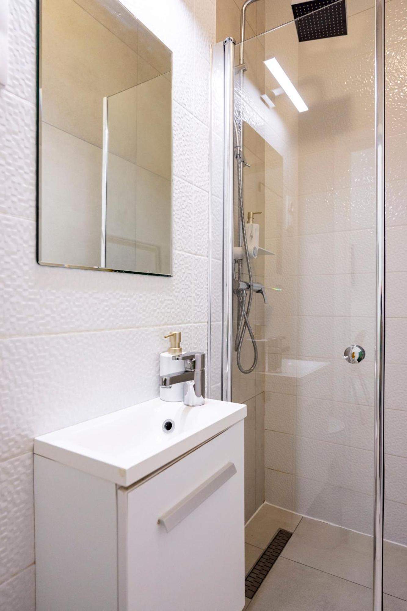 Super Central Cozy Apartment Next To The Budapest Eye Екстер'єр фото