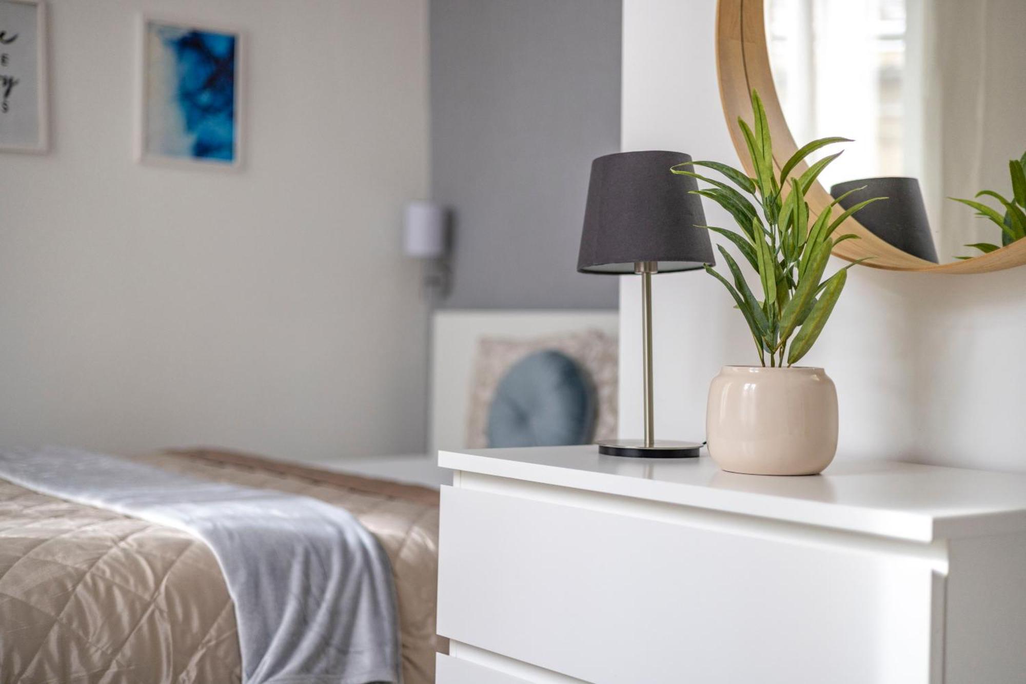 Super Central Cozy Apartment Next To The Budapest Eye Екстер'єр фото